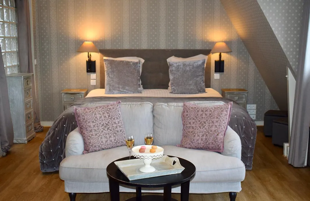 Le Trophée By M Hôtel Spa-1